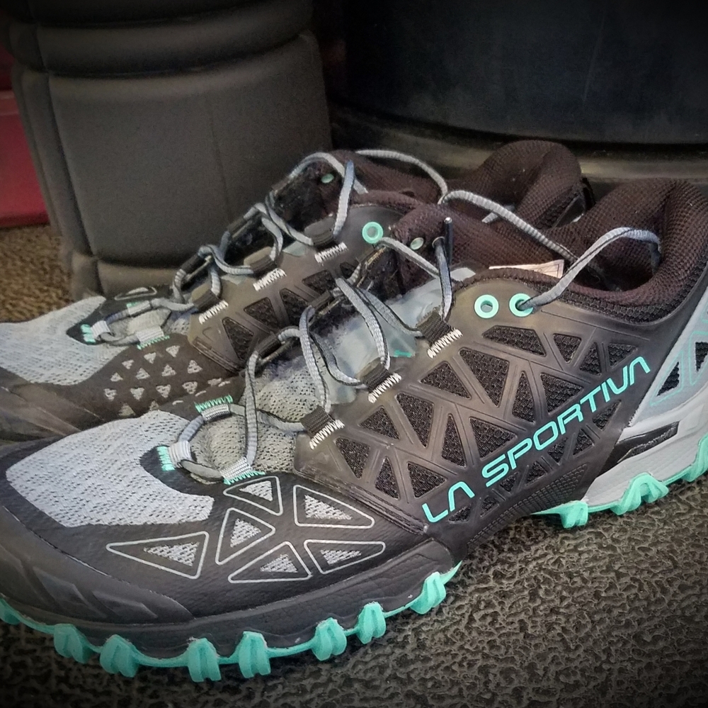 La Sportiva Women's Bushido II Trail Running Shoes, Slate/Aqua, Women's size 9.5